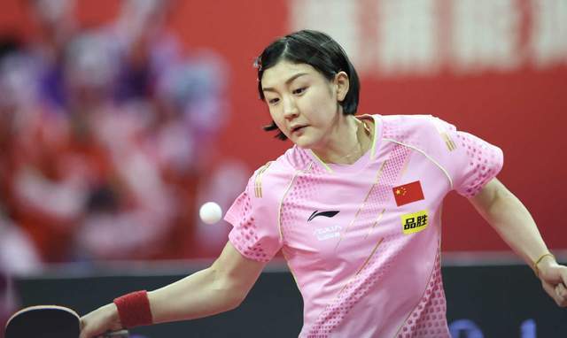 蒙托利沃：我不认为米兰能争冠，他们会和尤文、罗马争第四